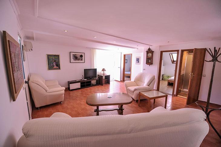 Vila Mila Petrovac ภายนอก รูปภาพ