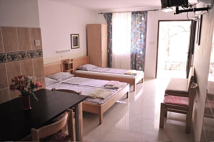 Vila Mila Petrovac ภายนอก รูปภาพ